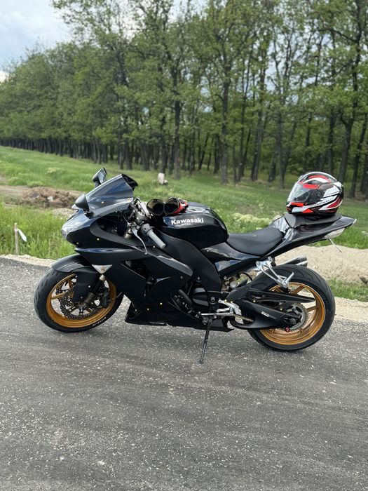 Vând kawasaki ninja zx10r