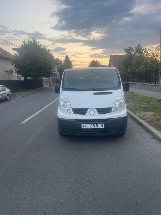 Renault Trafic 2013 euro 5 2.0CDTI modelul lung