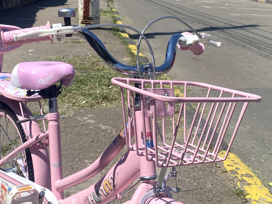 Bicicletă fetițe 4-7 ani, 16”, roți ajutătoare, coș/portbagaj metalic