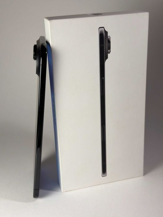 iPhone Air | Перфектно състояние | Space Black | 256GB | 93%