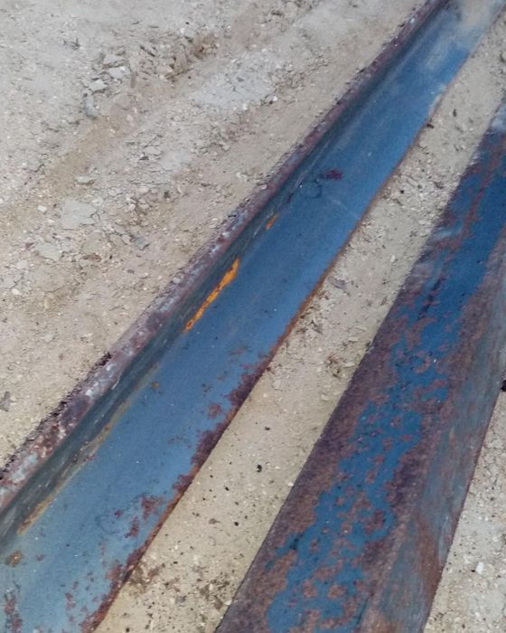 Продается Уголки