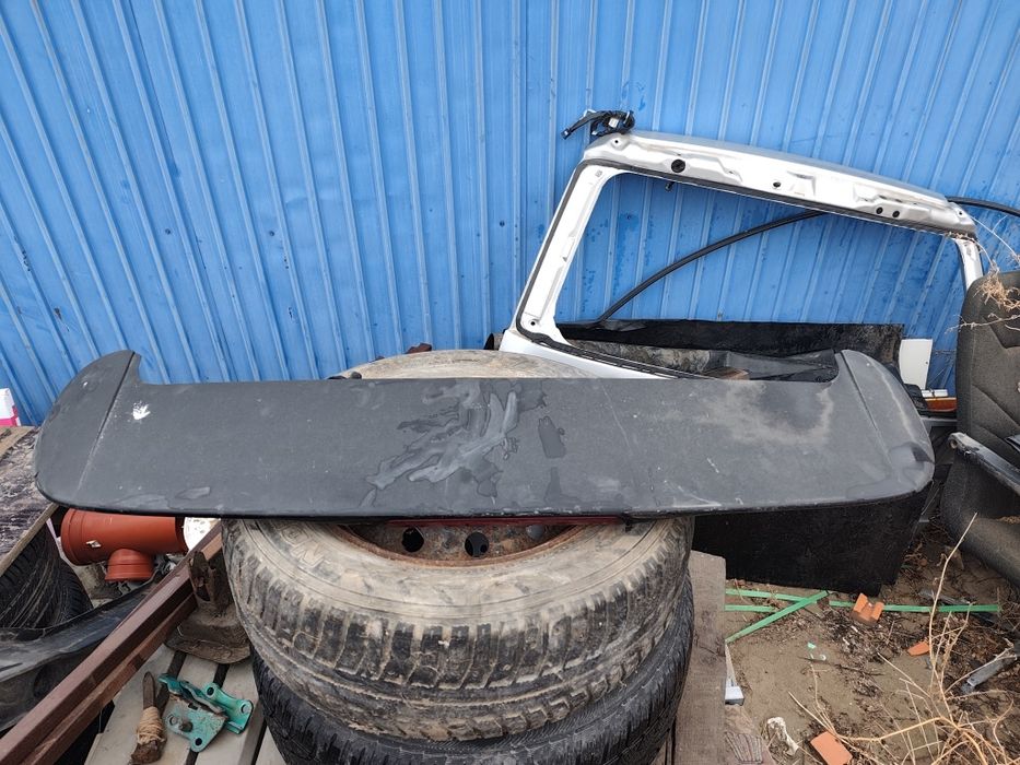 Спойлер на Эстима и Превия