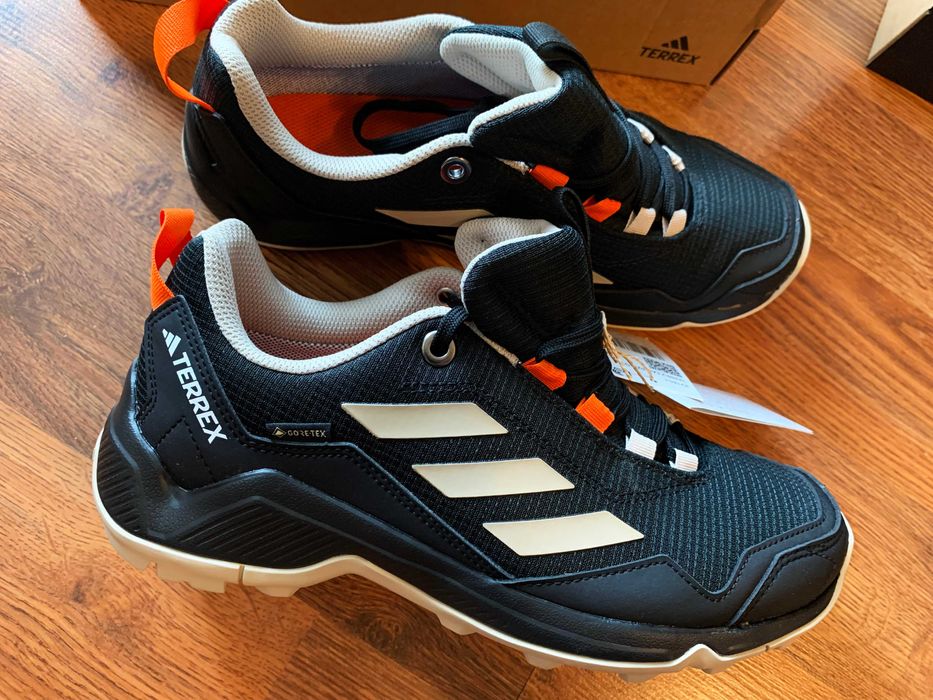 Ghete TERREX EASTRAIL GTX _Membrana GORETEX_Noi_Marime 38/39/41