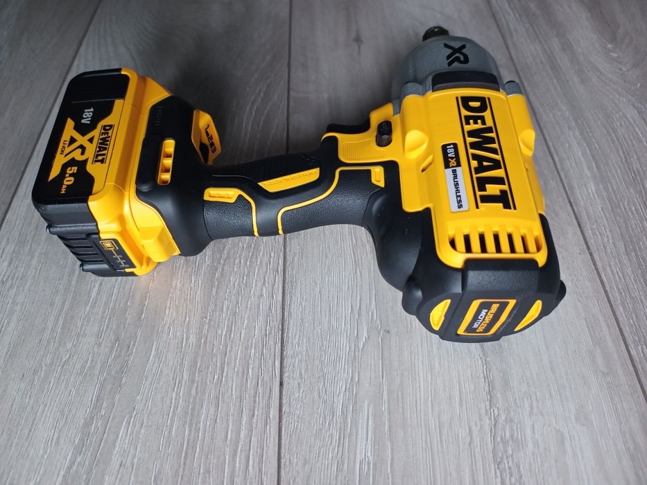 DeWalt DCF899 pistol cu impact