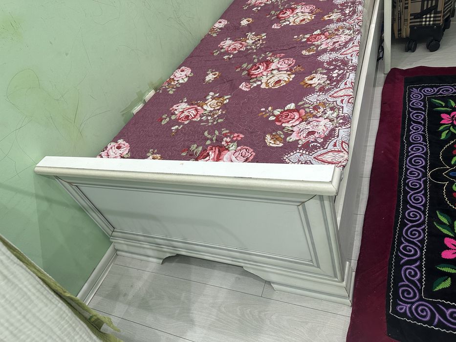 Төсек сатылады жағдайы жақсы