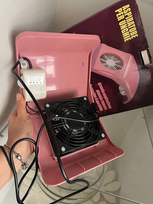 Вытяжка для маникюра