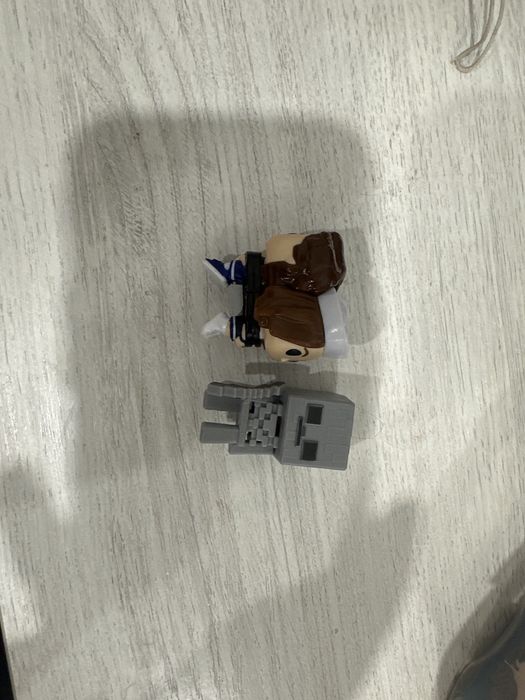 Обменяю фигурки Minecraft и осд