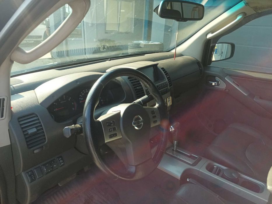 Nissan Navara D40 2007г