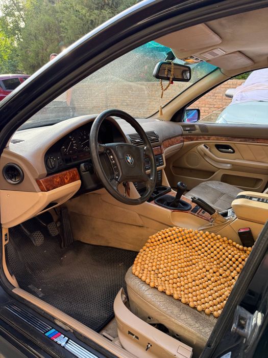 •BMW E39 2.0L 1997•