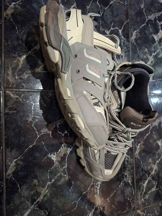 Баленсиага трак лед