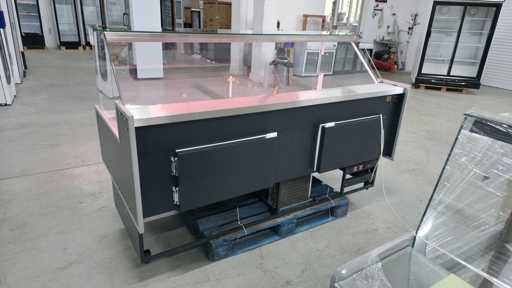 Месарска хладилна витрина 200х100