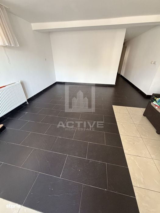 Vila cu curte proprie-zona Cipariu