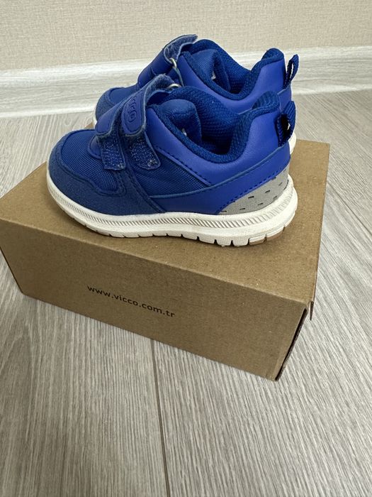 Vicco кеды/кроссовки первые шаги 19 размер как новые