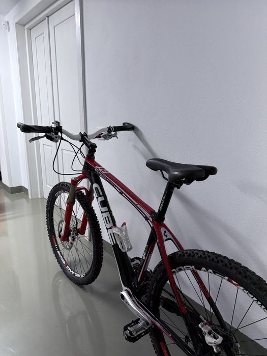 Bicicleta cube Reaction