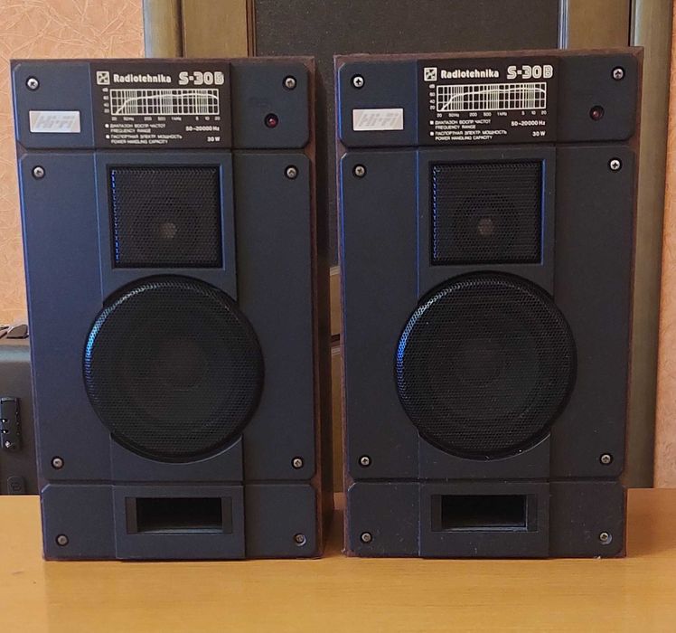 Пара колонок Radiotehnika S30 B