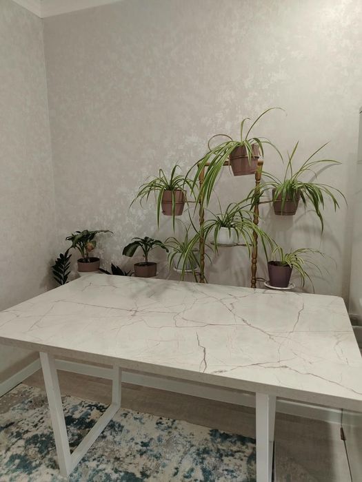 Стол сатылады...