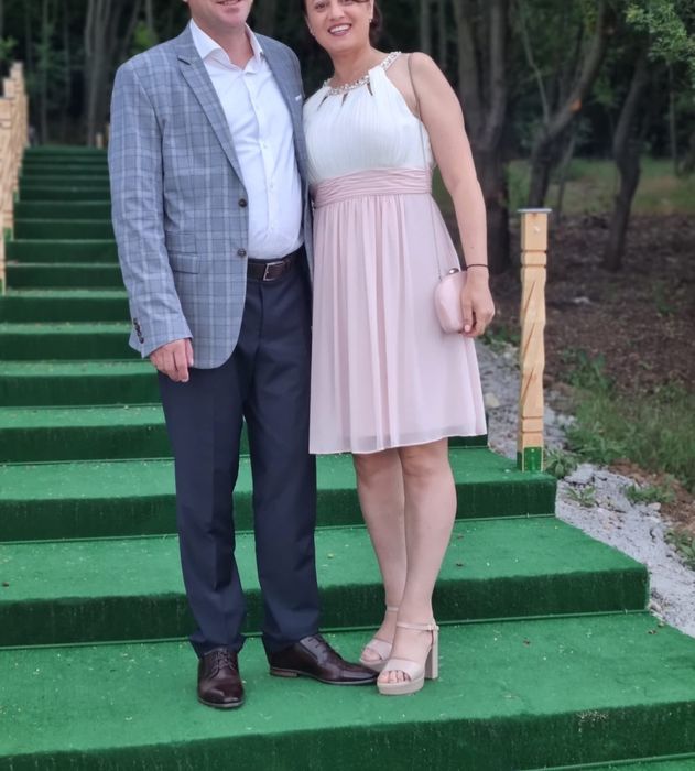 Rochie eleganta alb cu roz