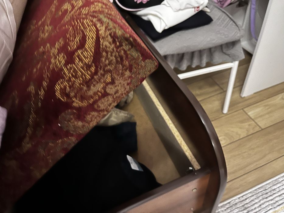 Тосек / кровать сатылады