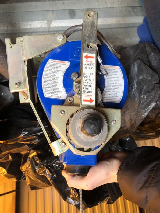 Продам ручную лебедку Dbi SALA (USA)