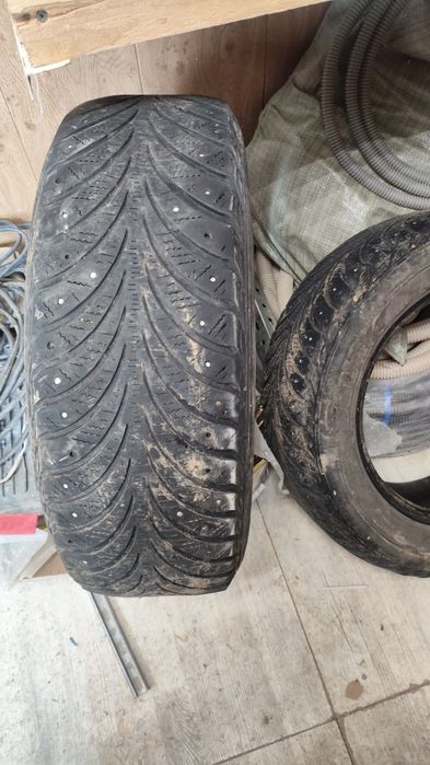 Продам шины 195/65 R15