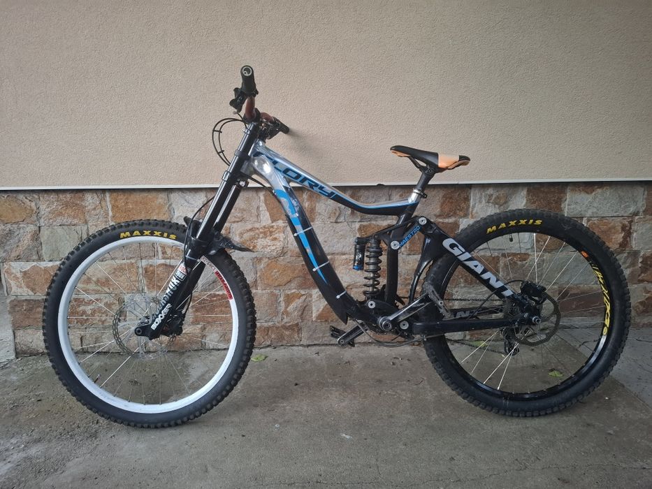 2013 giant glory 26'