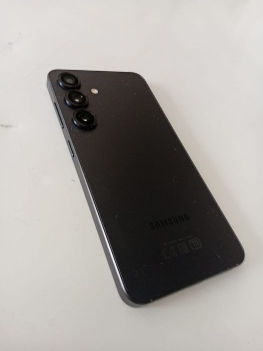 Samsung s24 rrrr