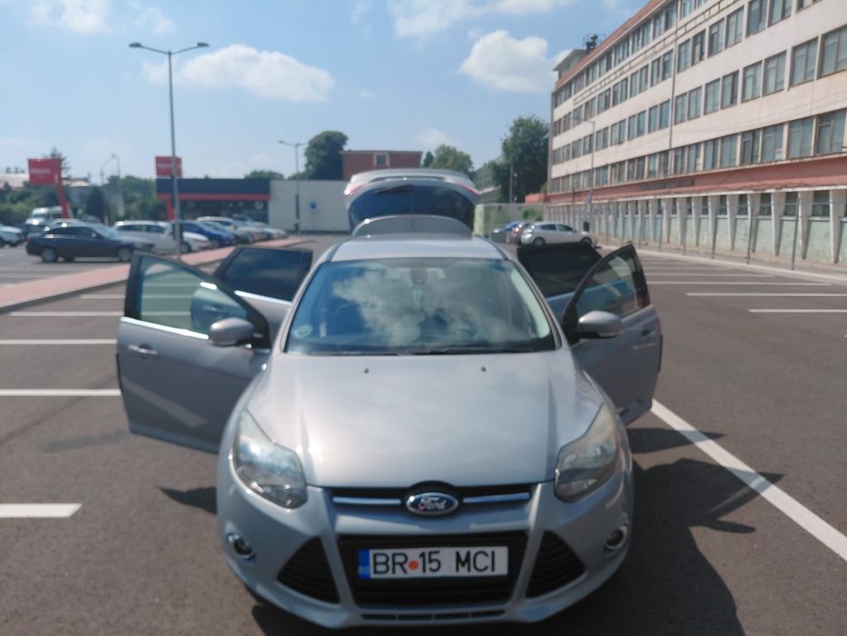 FORD Focus 2014 — imagine 3