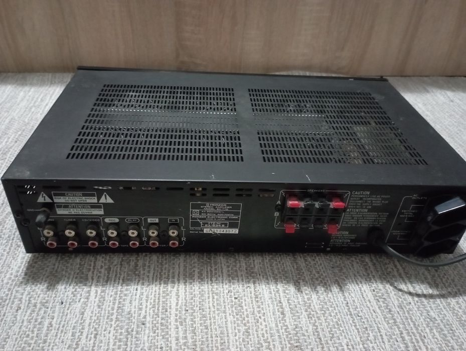 Amplificator Pioneer SA_770. Pret 350ron
