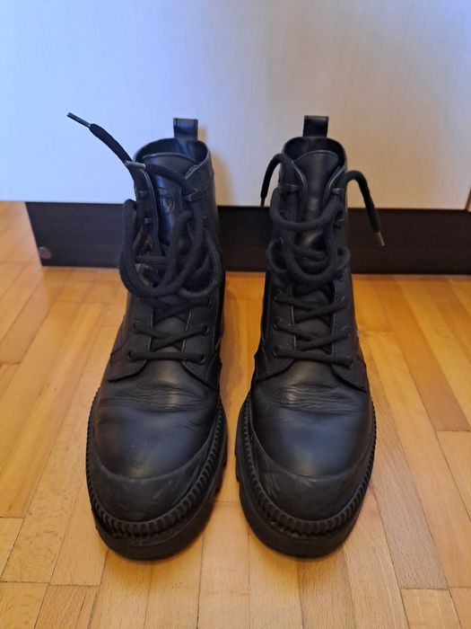 Черни зимни боти Massimo Dutti