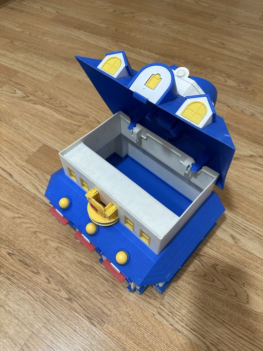 Полли Робокар станция гараж