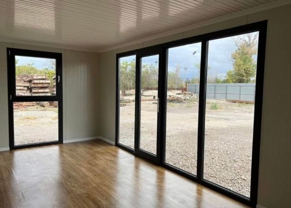 Container modular tip birou; de locuit; vitrina; prezentare; magazin;