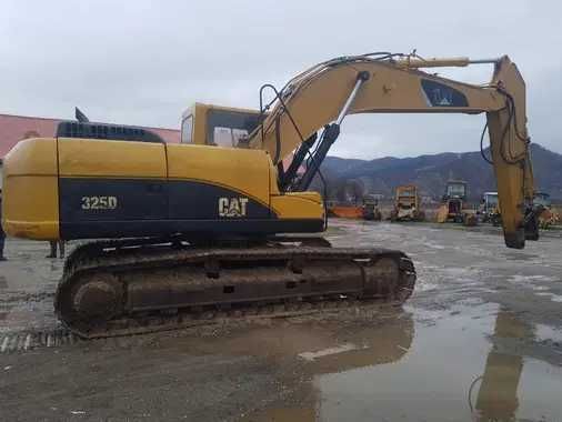 Senila excavator pe senile Caterpillar 325 D