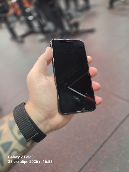 Продам iphone 11 pro 512gb