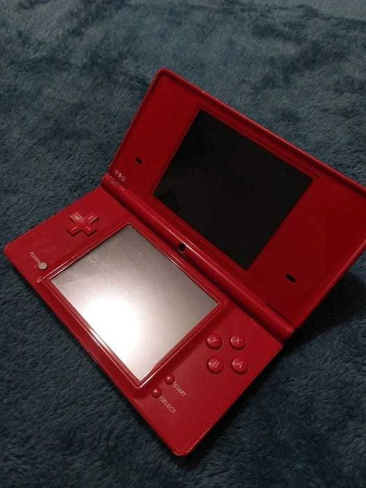任天堂DSi Amazon | ニンテンドーDSi レッド【メーカー生産終了】 | ゲーム