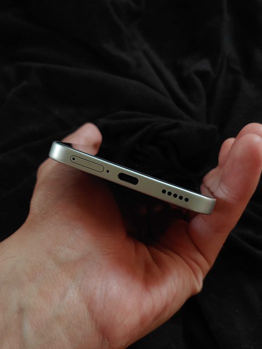 Honor 400 lite 5G 16/256 gb iPhone 16 pro style