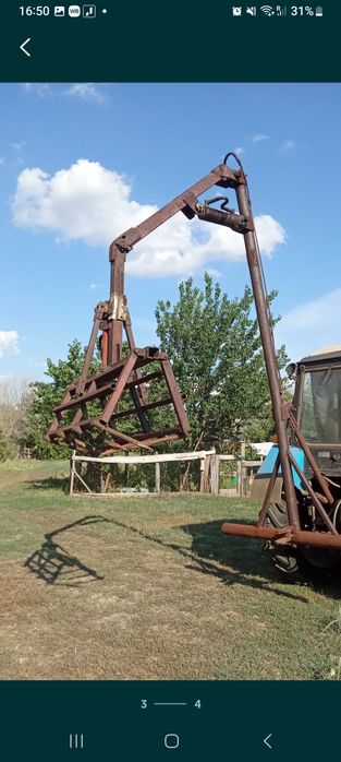 Продам сенопогрузчик прицепной