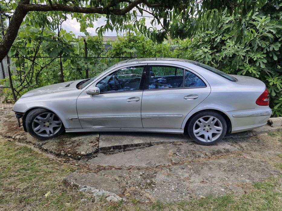 MERCEDES-BENZ E-Class 2004 — imagine 3
