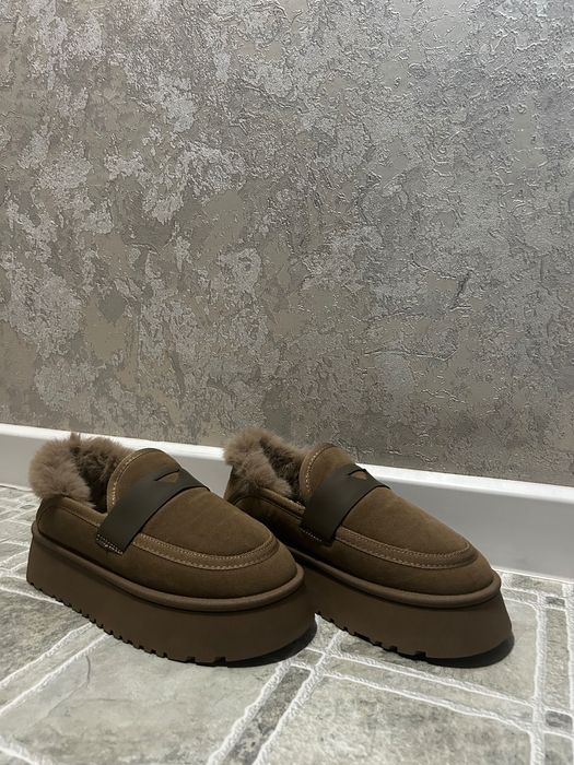 Продам уги новые 38 размер