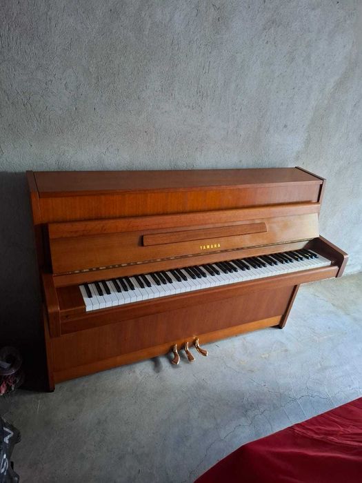 Пиано Ямаха-акустично