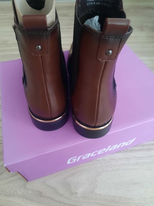 Botine ( noi) dama marimea 36