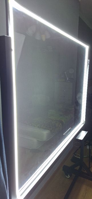 Lightboard - неоновая доска