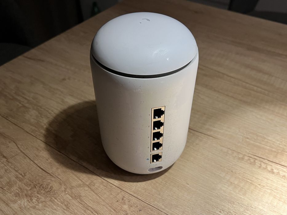 Router UBIQUITI UniFi Dream Machine UDM, wifi