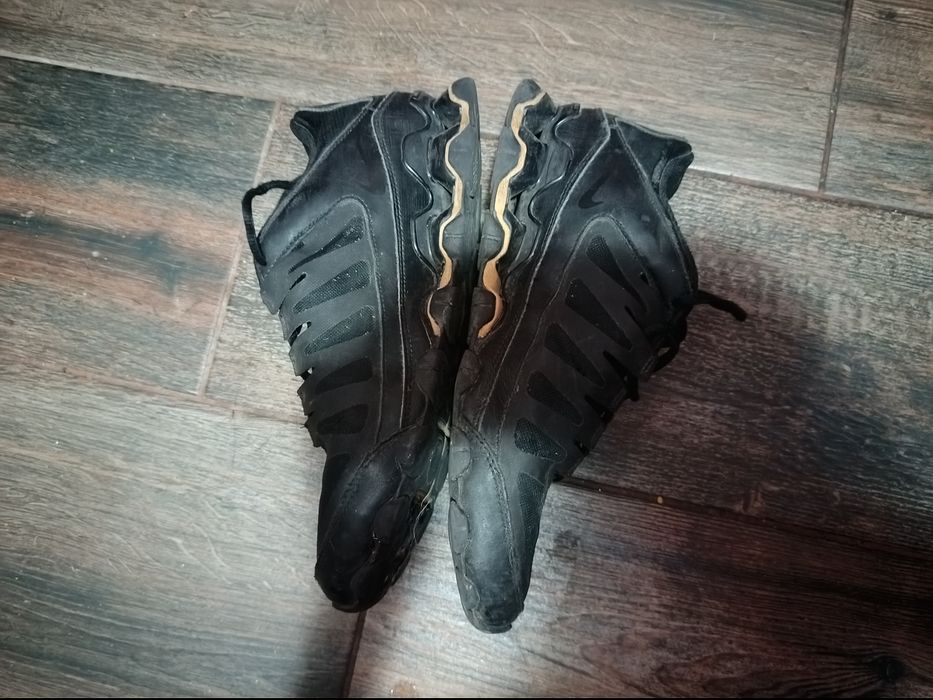 adidași Nike mărime 42-43