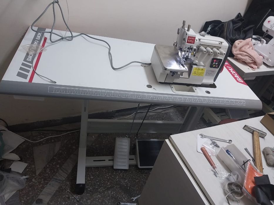 Продам оверлок производственный