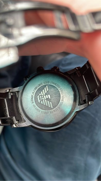 Продаю часы Emporio Armani