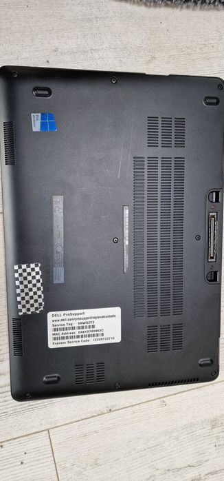 Vand laptop Dell Latitude E7470