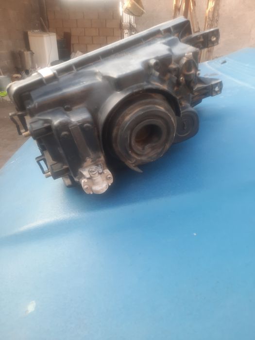 Продам фара митсубиси спец вагон