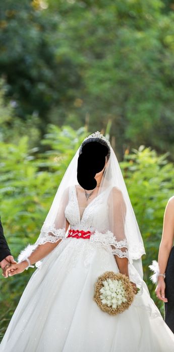 Продава се Булченска рокля