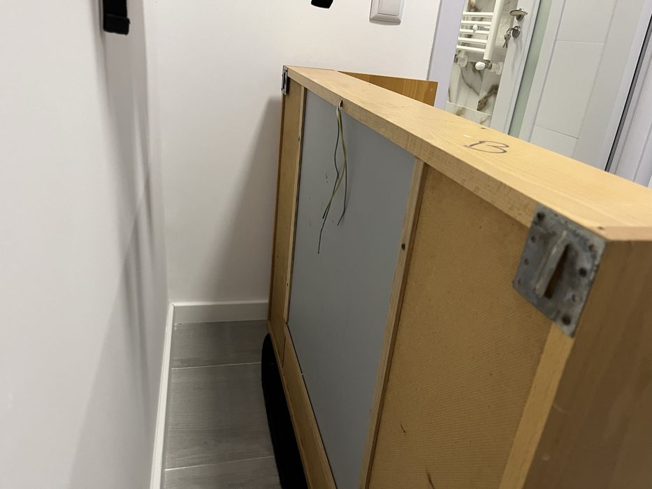 Dulap de baie cu oglinda si lumina lemn masiv