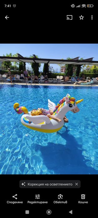 Голям надуваем еднорог INTEX